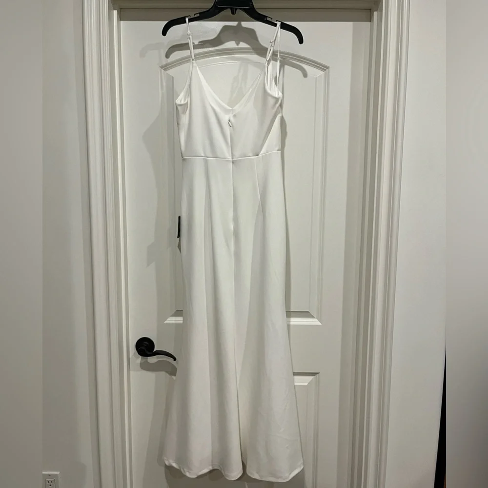 Lulus🤍Dress - Picture 3 of 4